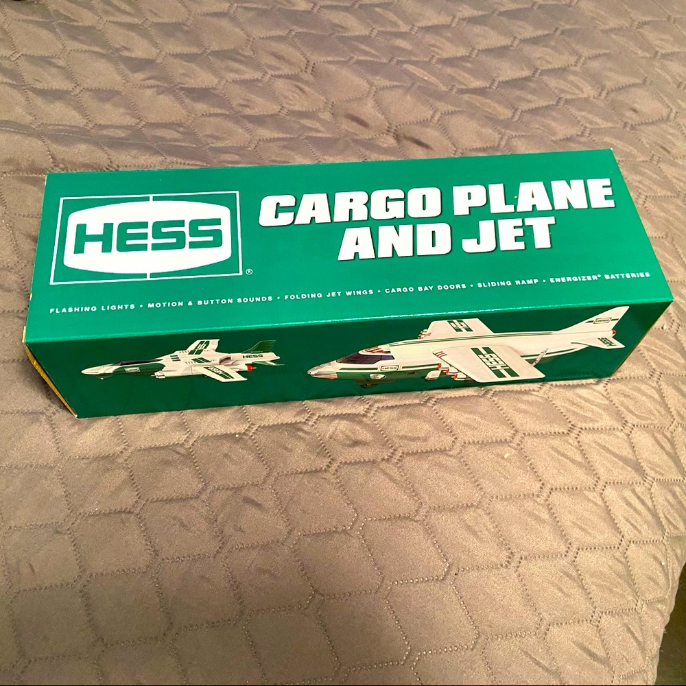 HESS 2021 Cargo Plane and Jet